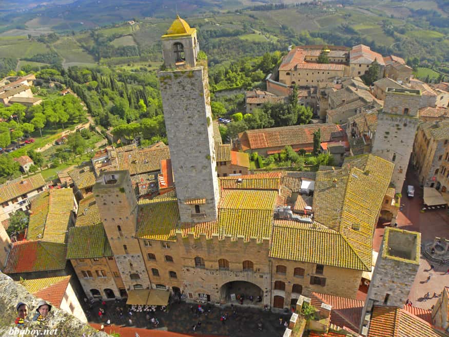 A tour of san gimignano and chianti region italy Airbnb san gimignano