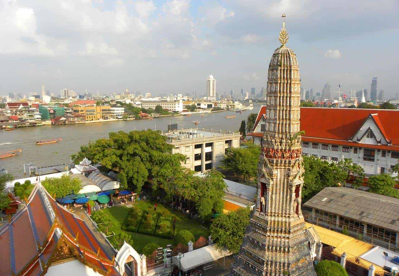 Top places to See in Bangkok, Thailand. And scams to watch out for.
