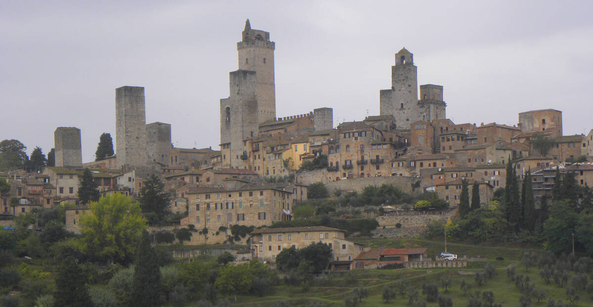 the hilltowns of Tuscany. San Gimignano views