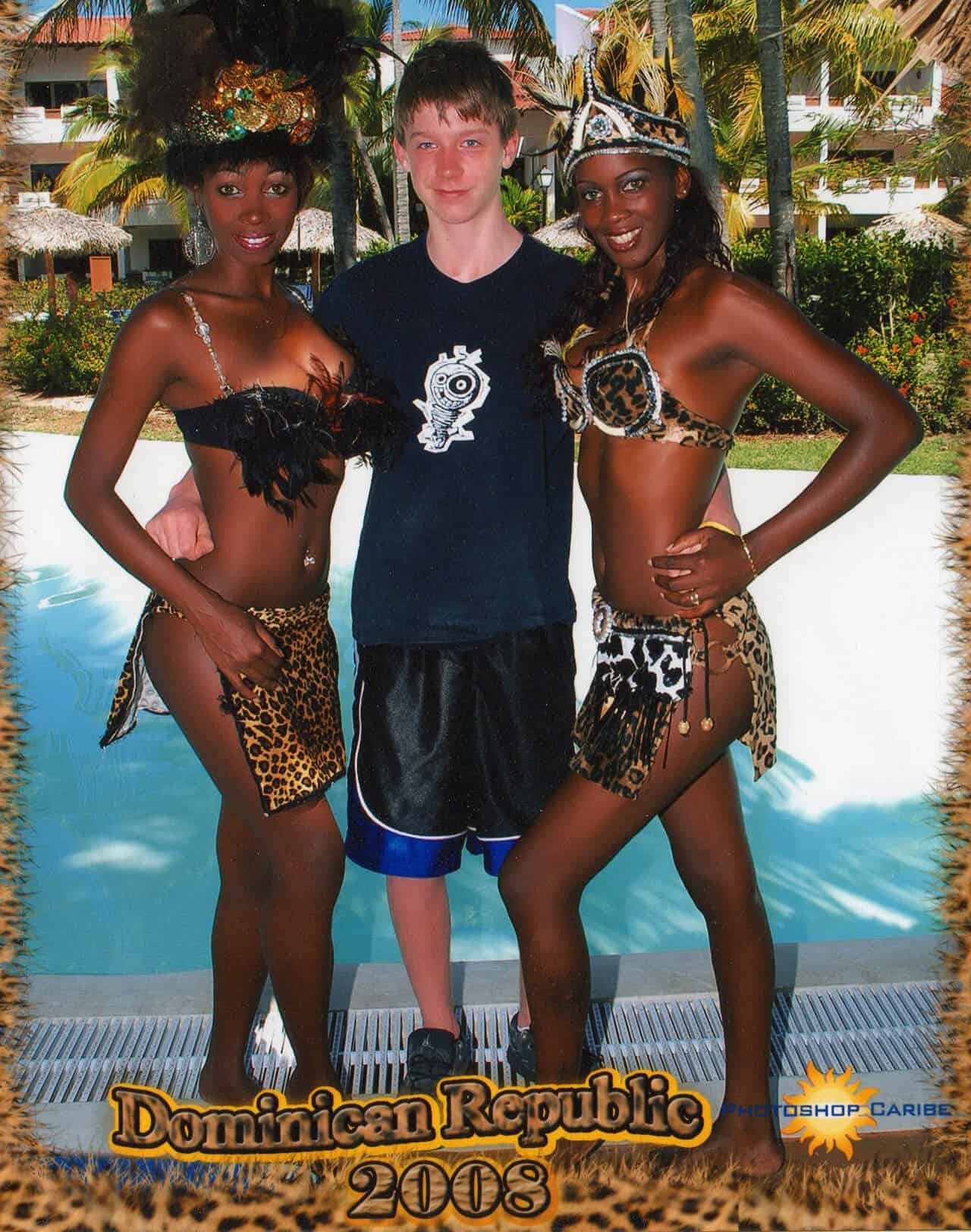 posing with babes in the Dominican Republic
