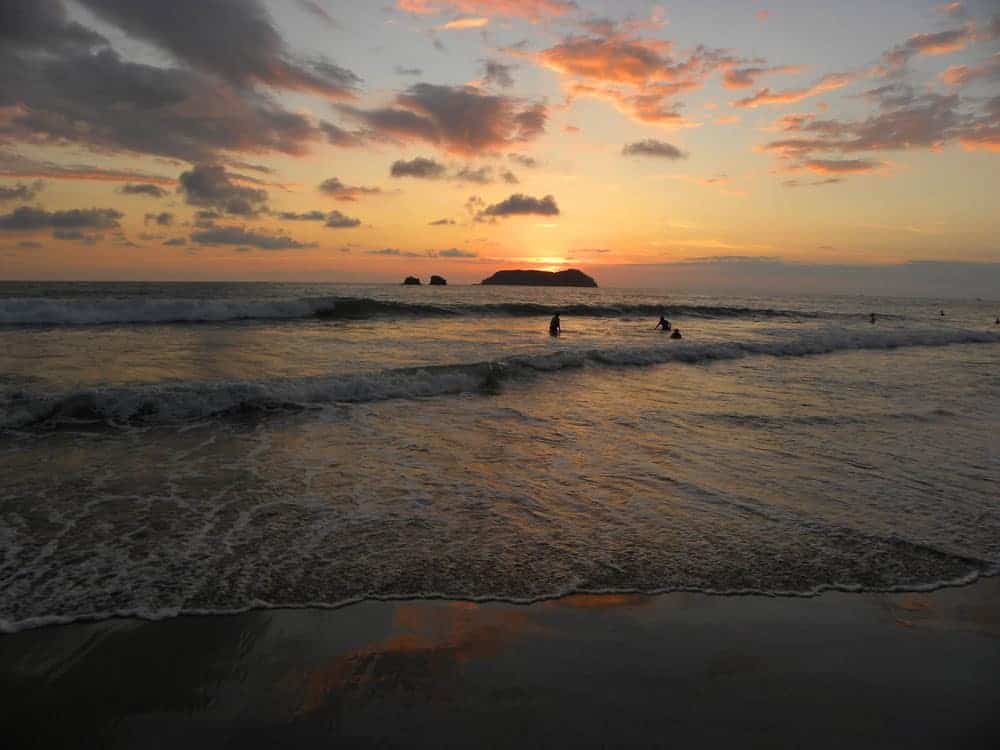 Why you SHOULDN'T visit Manuel Antonio