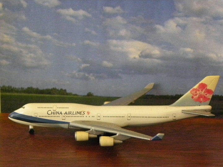 CA 747 model plane