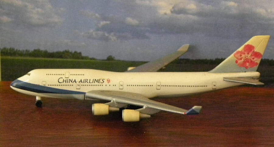 herpa model airplanes