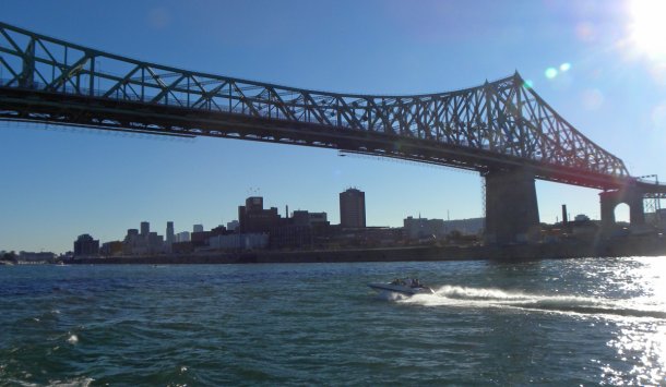 montreal river cruise