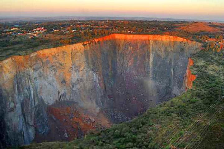 cullinan diamond mine, south africa. Highlights in and around Johannesburg and Pretoria