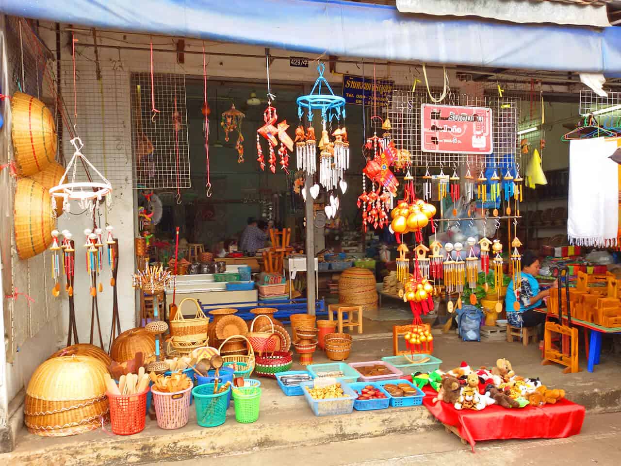 markets in Nong Khai Thailand