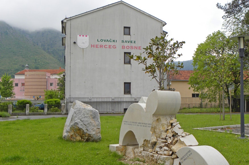 destroyed monument in Mostar