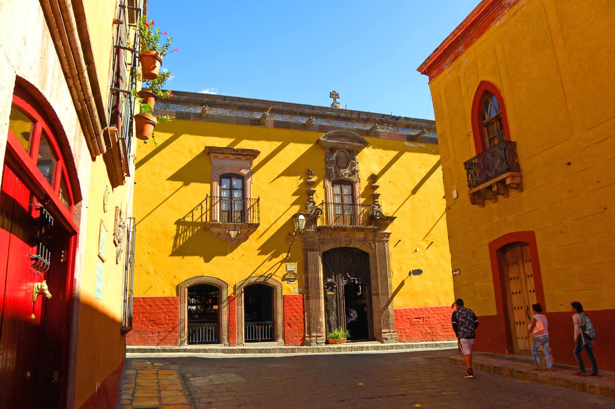 colourful streets of San Miguel de Allende