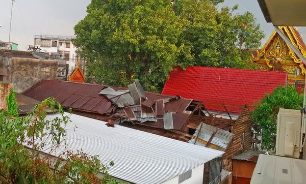 storm ripping off roof in Nong Khai