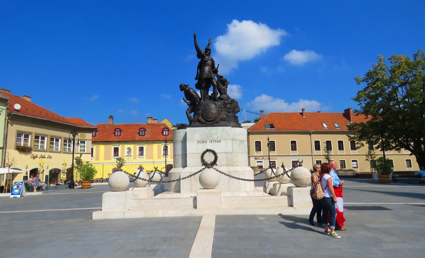 Dobó statue in main square, Eger, Hungary