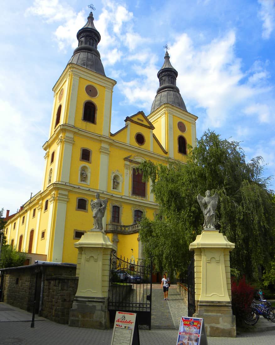 St. Bernard's Church, Eger, Hungary. Things to Do and See in Eger