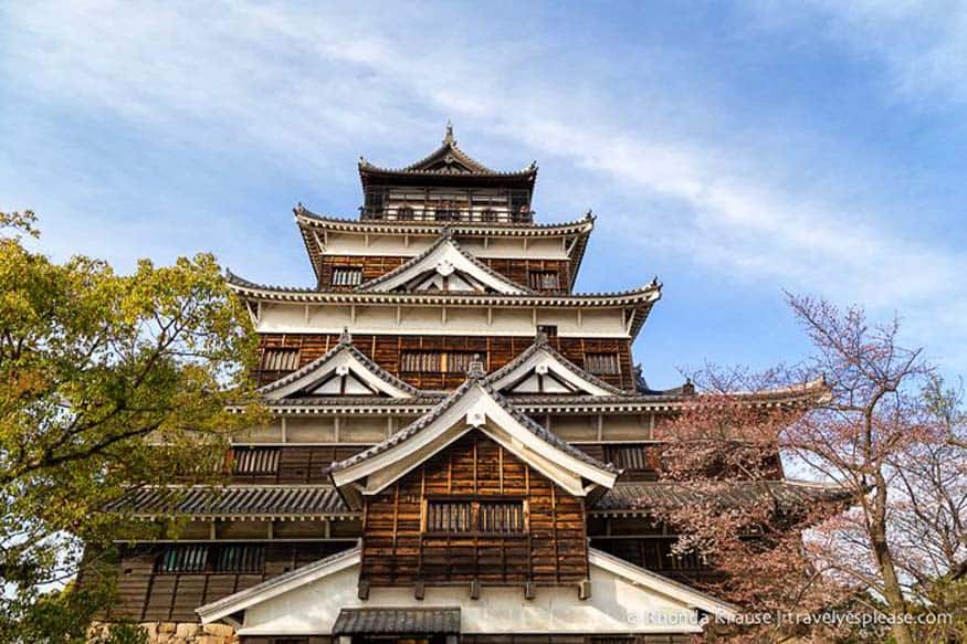 Hiroshima Castle, Japan. Travel Bloggers on Tourist Traps and Disappointing Places