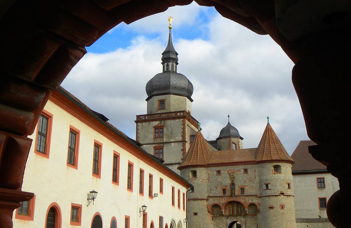 Marienberg Fortress and why Germany is the “most civilized place on earth”