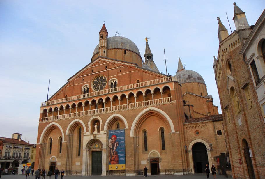 Saint Anthony’s Cathedral, Padua (Padova). How we saved Big Bucks on Airbnb using Padua (Padova) as a base in the Veneto region