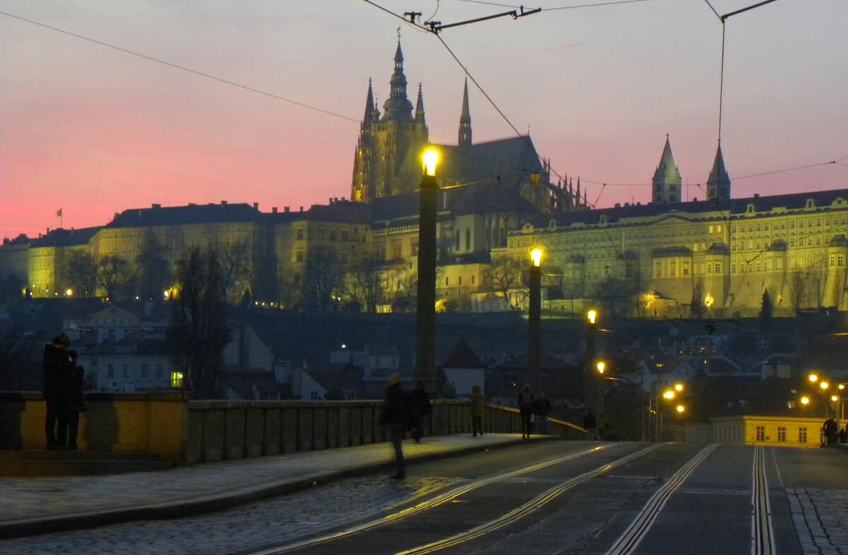 Manesuv bridge and Prague Castle. Why we keep falling in love with Prague