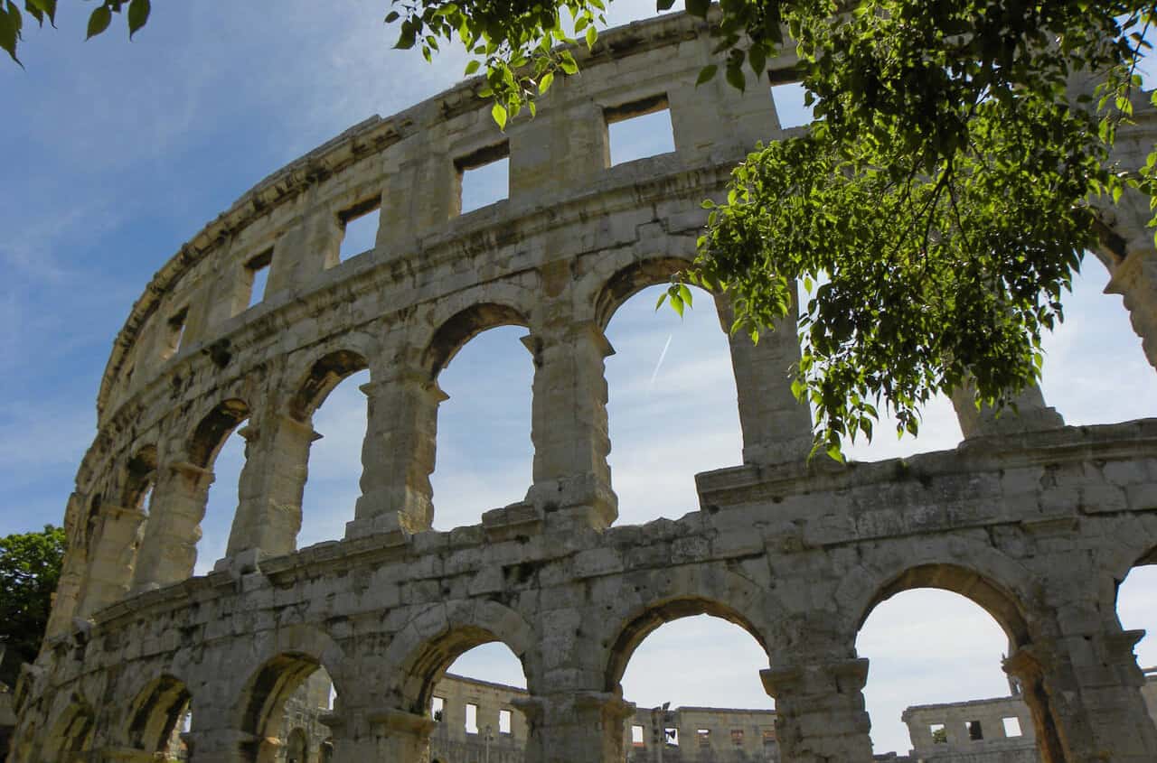 How Pula's Amphitheatre stacks up against other Roman arenas