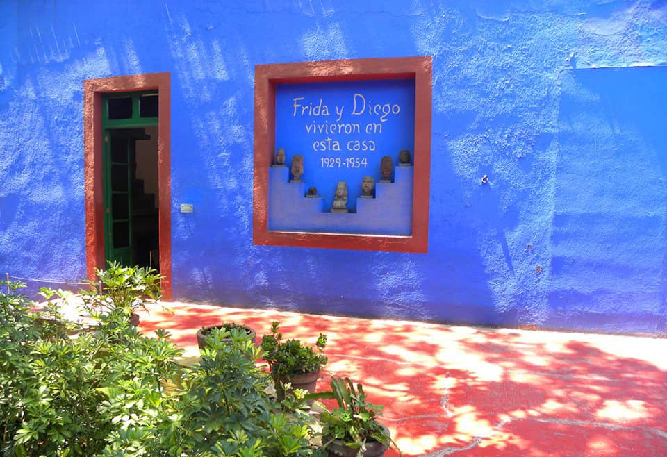 Frida Kahlo Museum, Mexico City. Things to See and Do in Mexico City (Part 2)