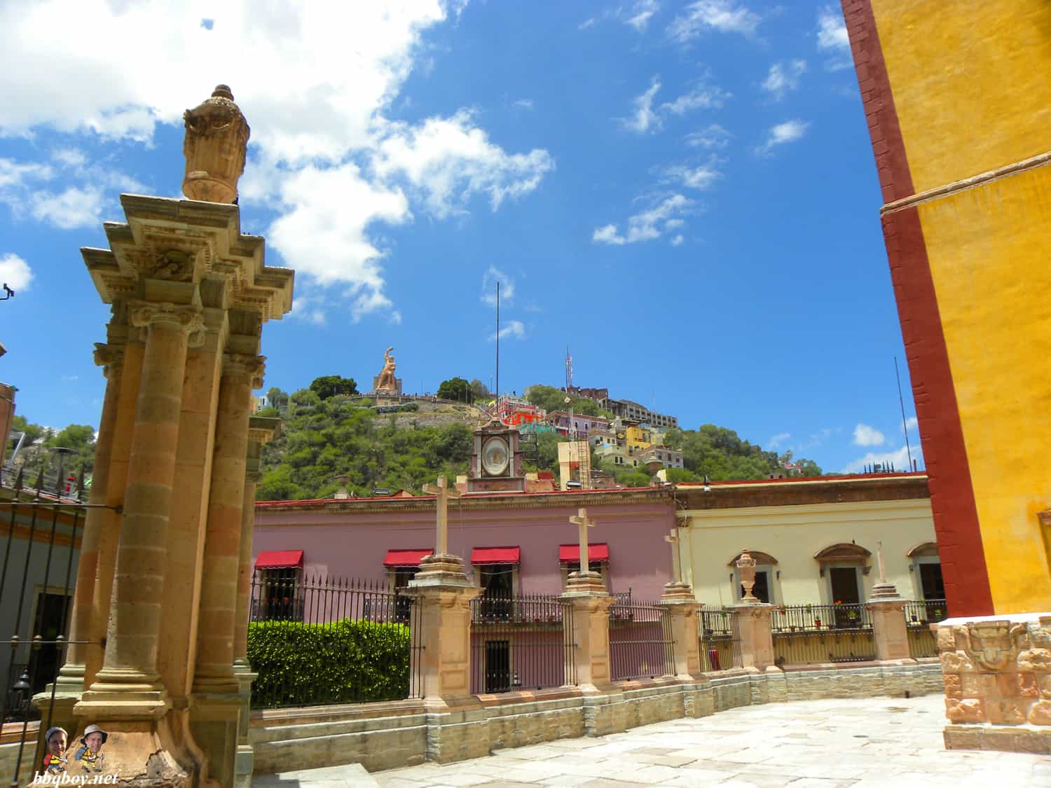 vistas de Parroquia-de-Basílica-Colegiata-de-Nuestra-Señora-de-Guanajuato-Mexico