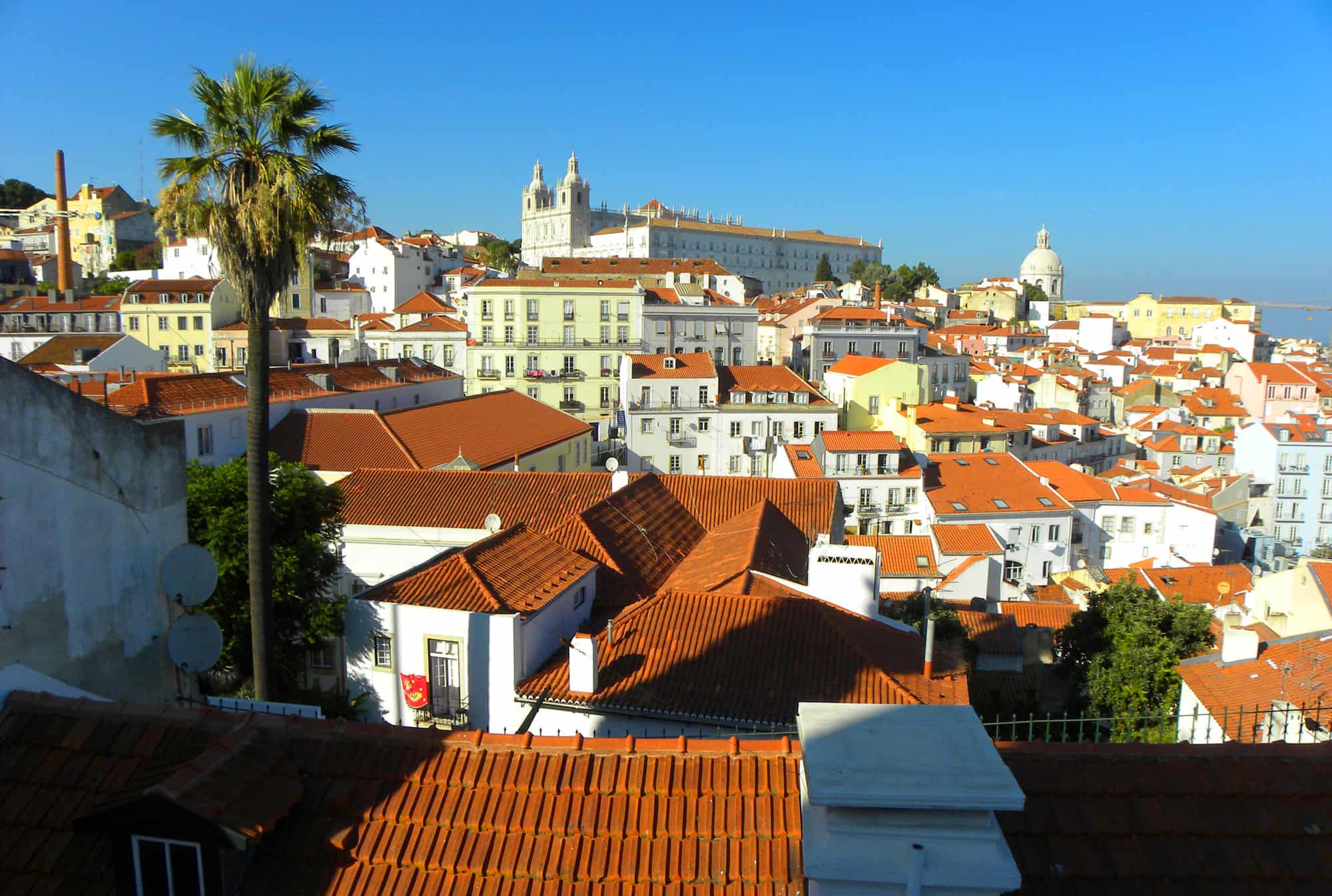 Miradouro das Portas do Sol, Lisbon