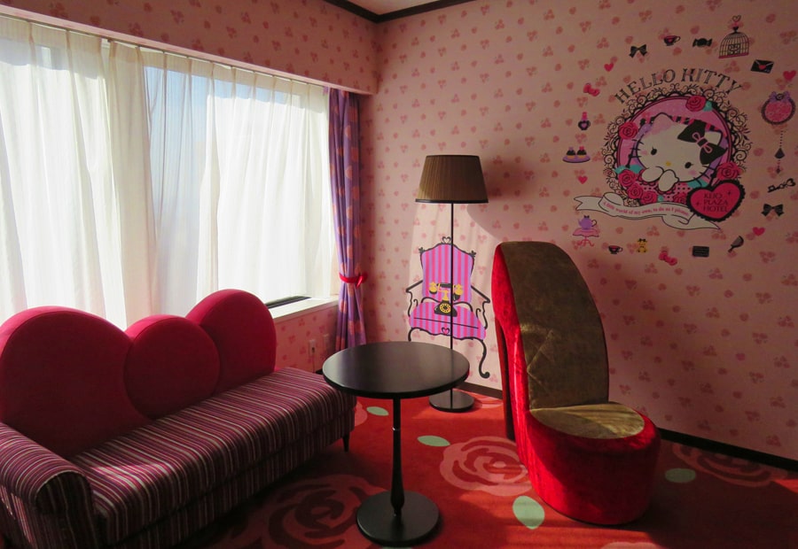 Going Hello Kitty Crazy At The Keio Plaza Hotel Tokyo 