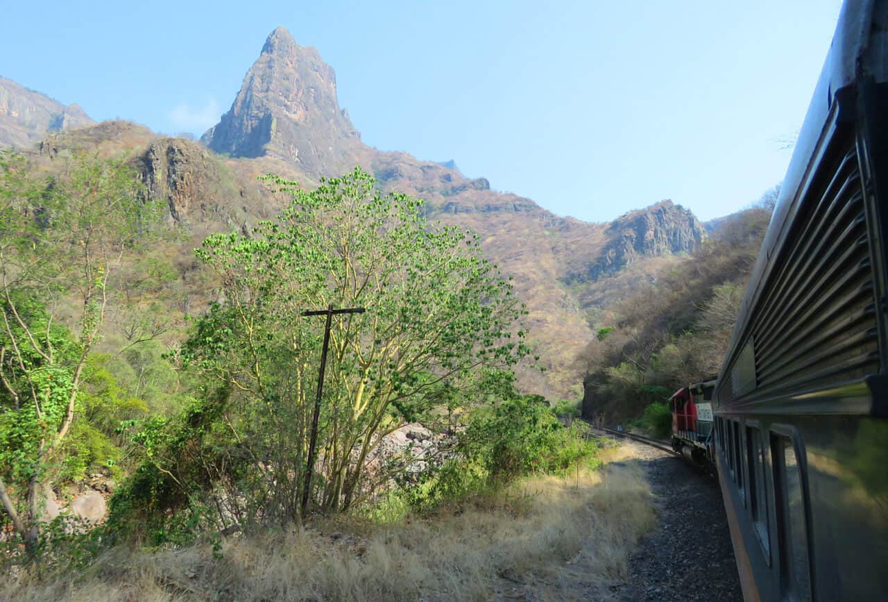 Highlights of El Chepe train route. Why riding El Chepe through Copper Canyon is just mind-blowingly amazing