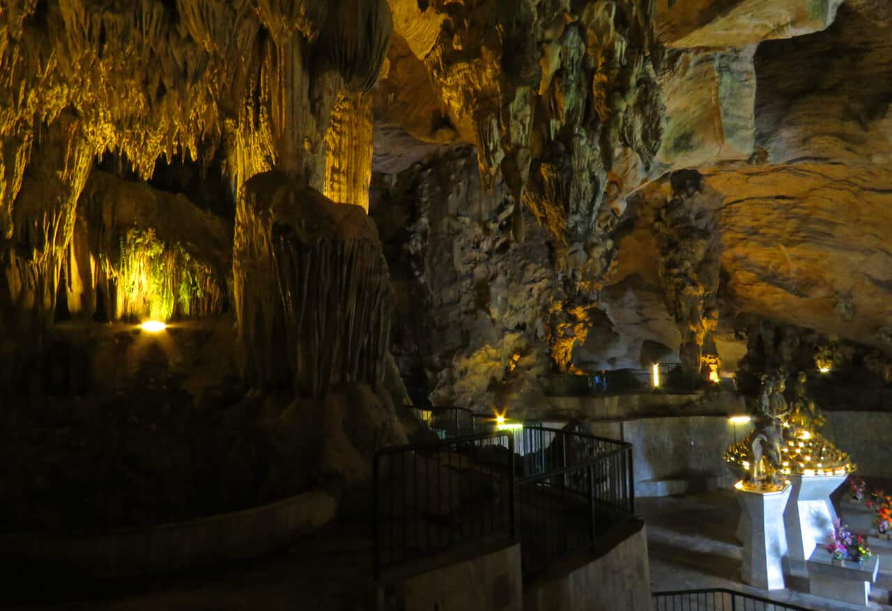 Kek Lok Tong Cave Temple