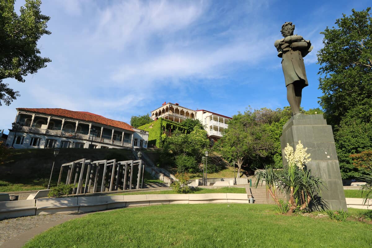 Statue in Tbilisi