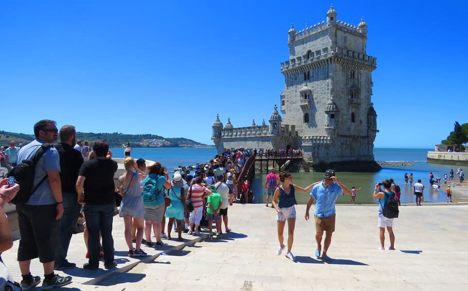 Tourist lines, Belem tower, Lisbon
