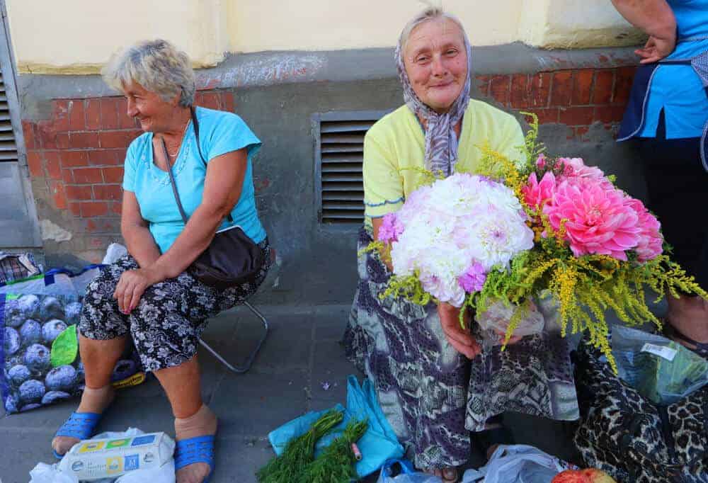 Ladies in Ukraine. Are Eastern Europeans unfriendly