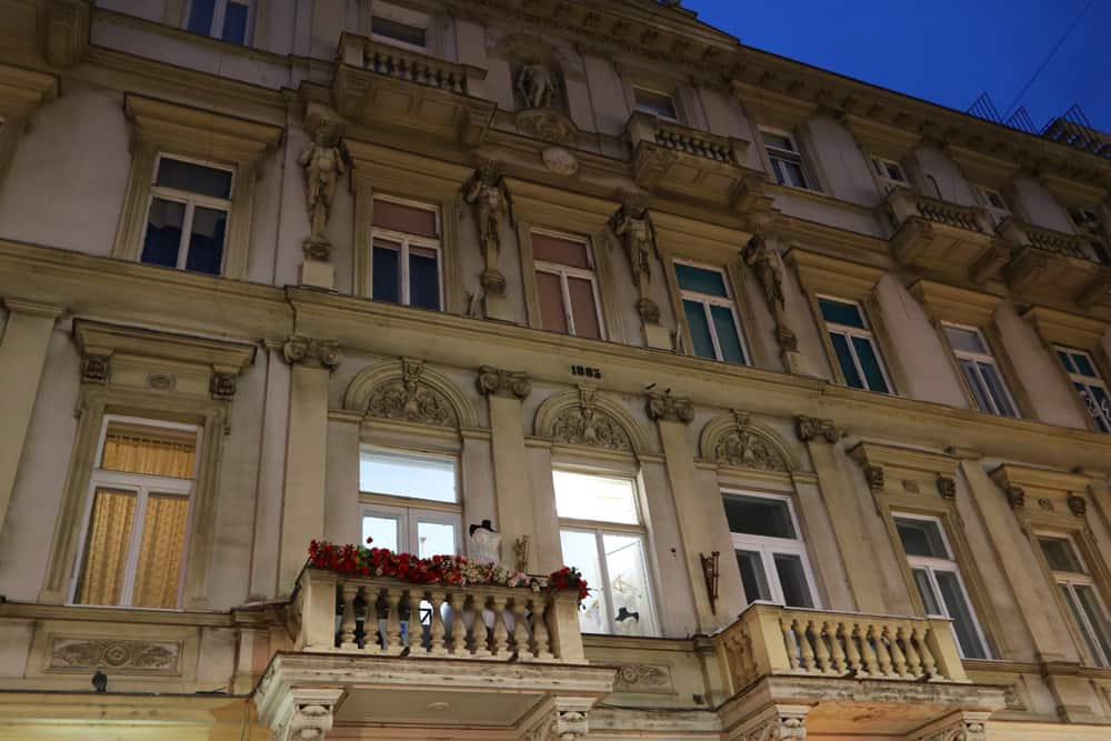 Balconies and sculptures on buildings in Belgrade