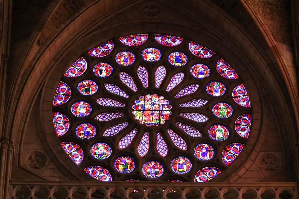 The Incredible Stained Glass of León Cathedral (Spain)