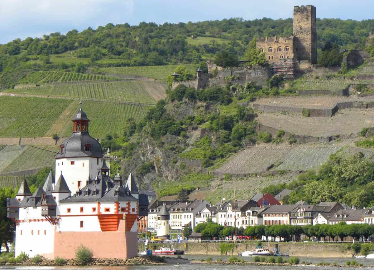 Exploring the castles of the Rhine from Bacharach