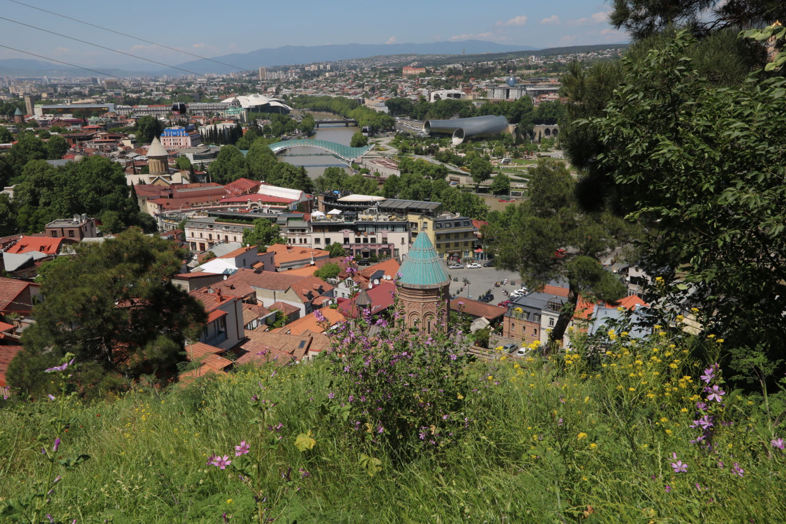 Tbilisi or Yerevan: which to visit?