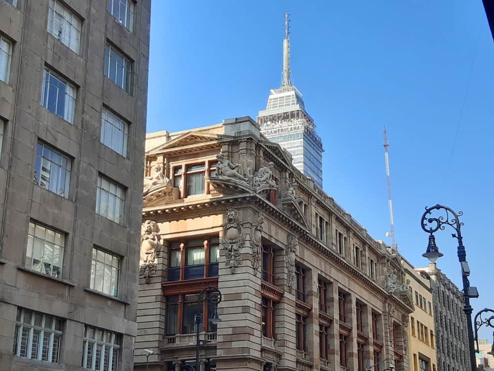Buildings in Historic center of Mexico City