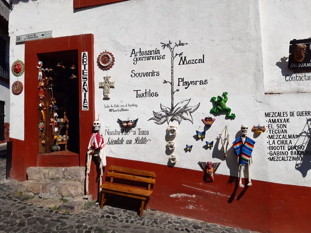 colors of Taxco