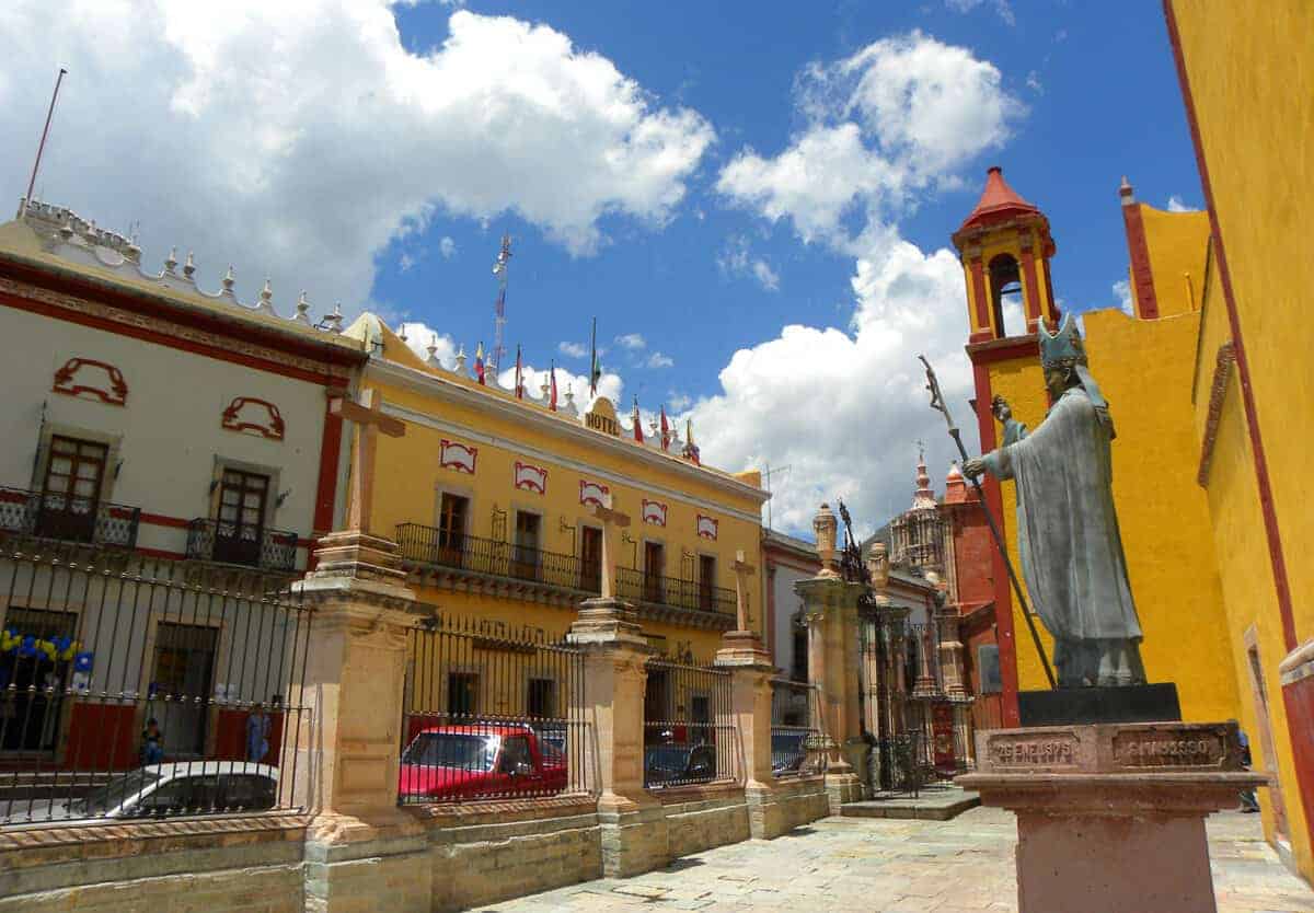 Parroquia-de-Basílica-Colegiata-de-Nuestra-Señora-de-Guanajuato-views-guanajuato-mexico