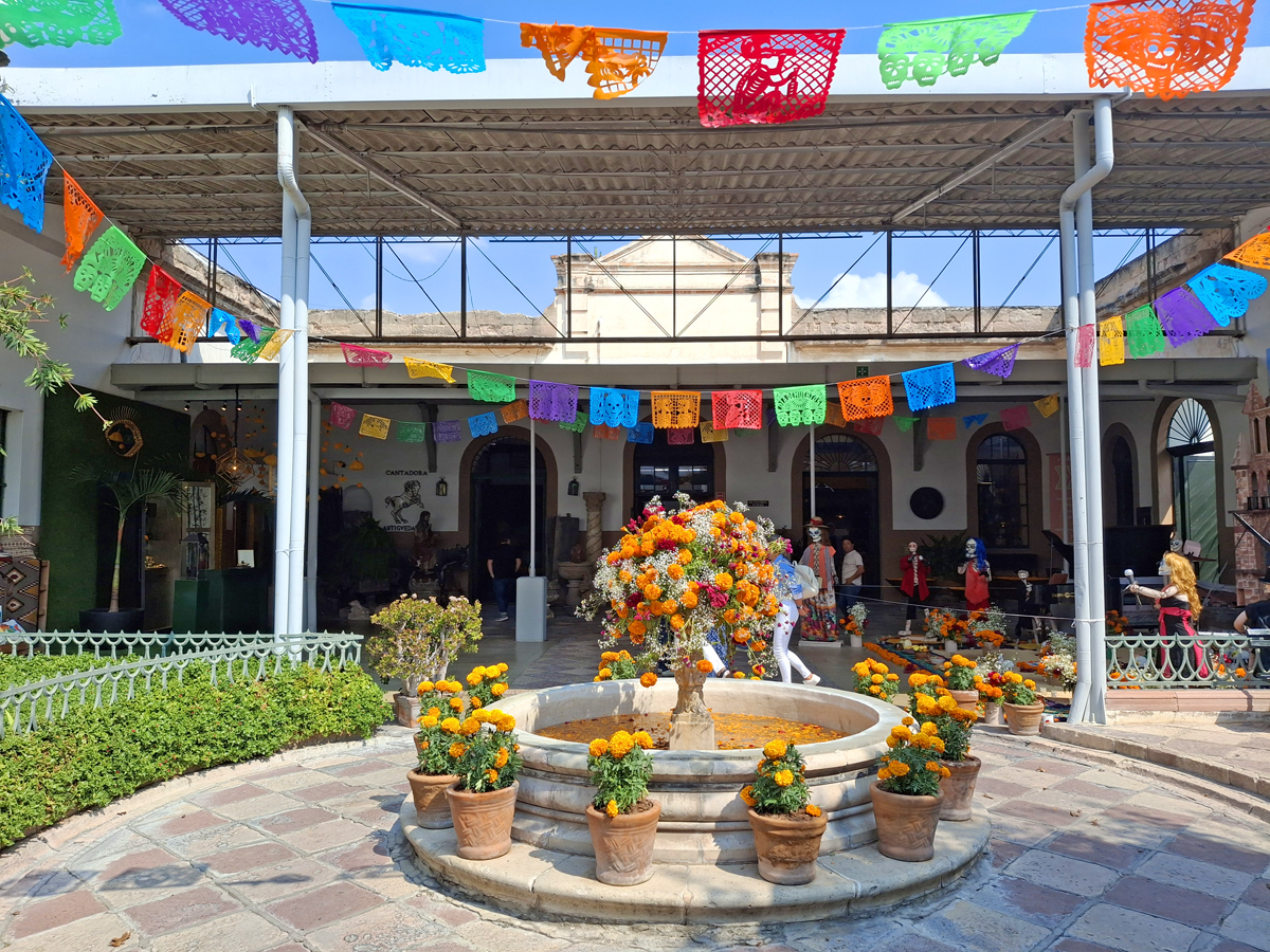 Photographic walking tour of San Miguel de Allende