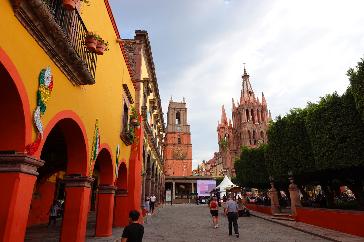 Photographic walking tour of San Miguel de Allende