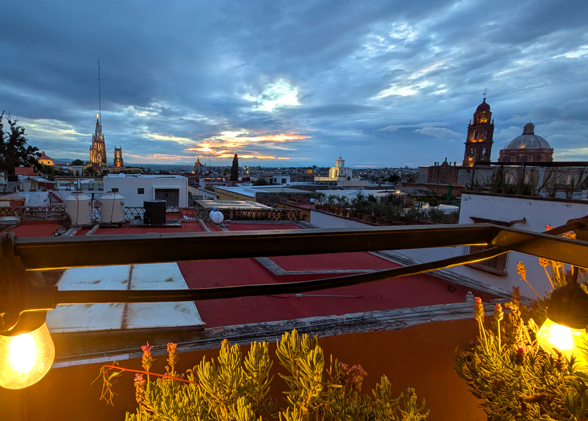 photographic walking tour of san Miguel de allende