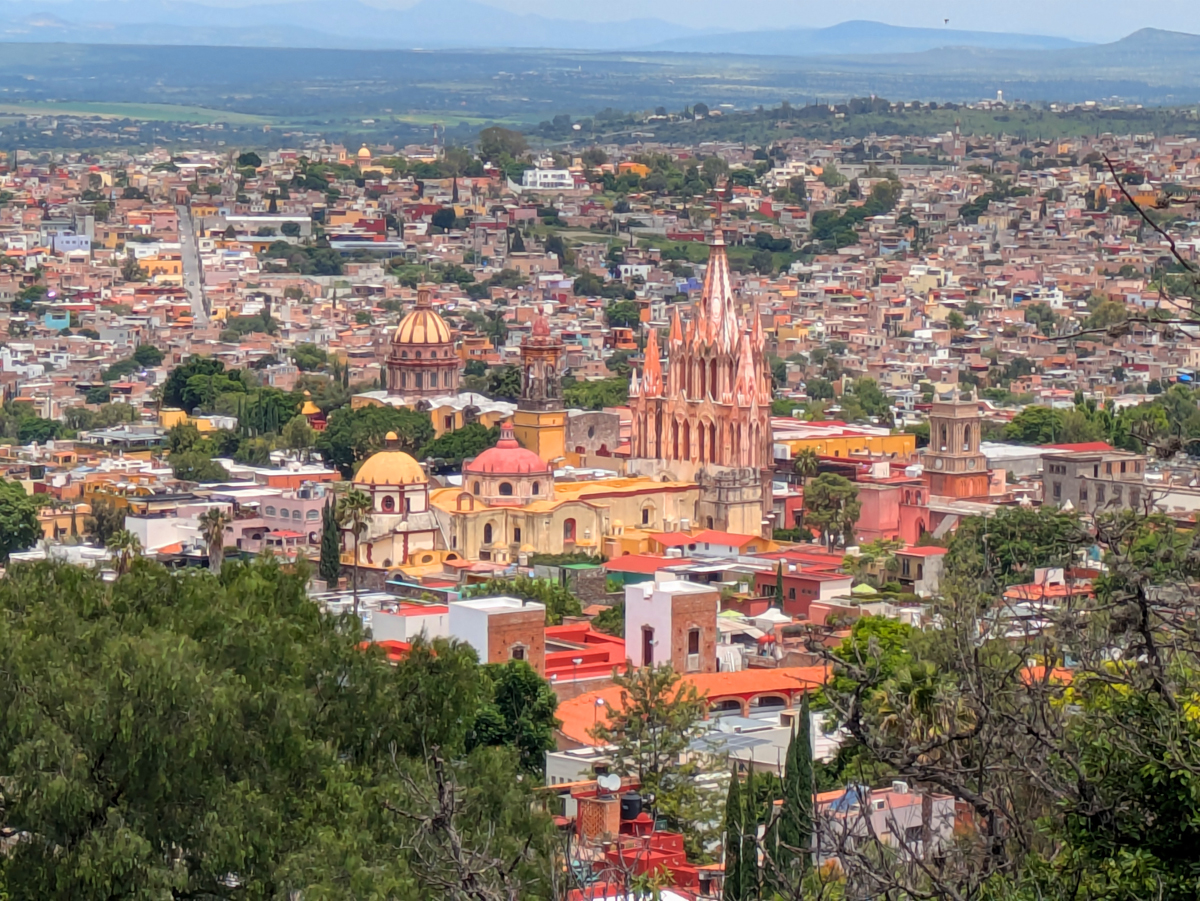 Photographic walking tour of san Miguel de allende