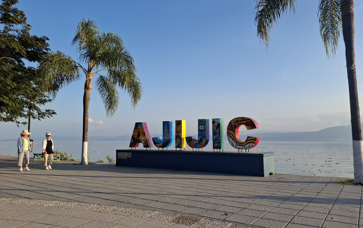 Lake Chapala or Tequila tour from Guadalajara