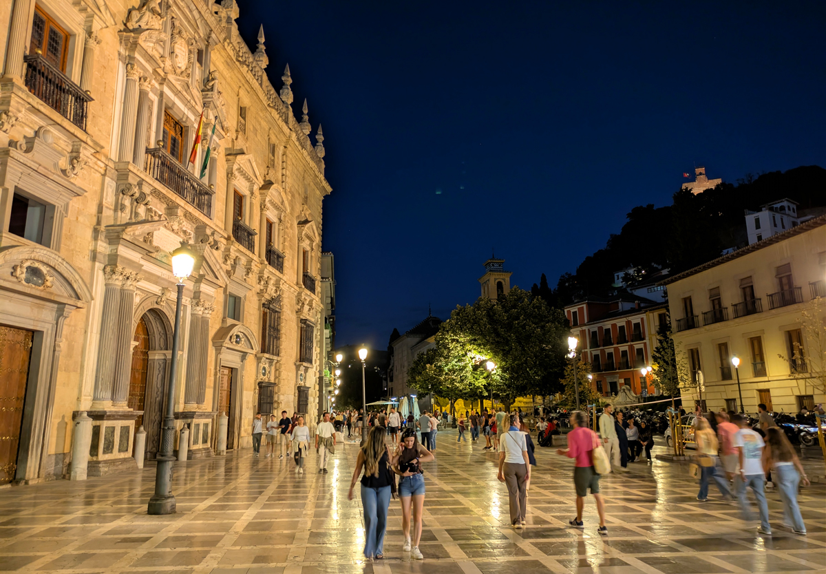 The 20 Best Things to See and Do in Granada (Spain)