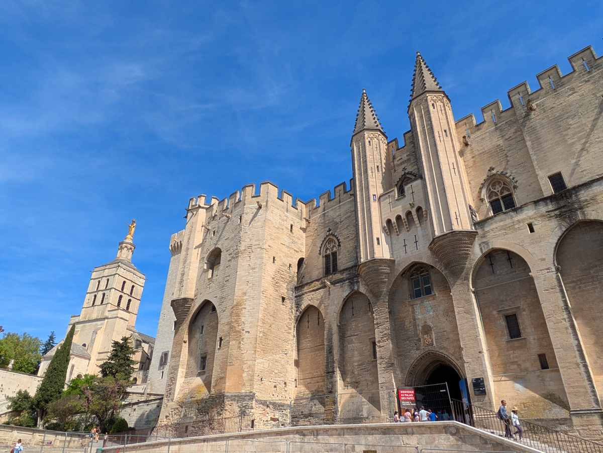 What to do in Avignon