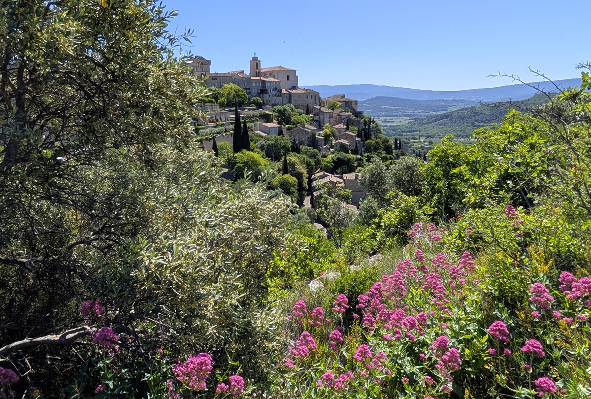 visiting Gordes France