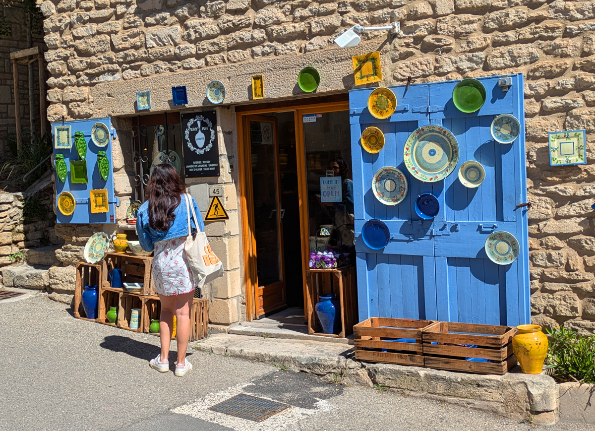 visiting Gordes France