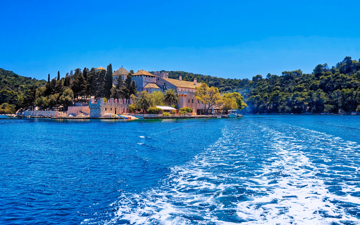 The Best Cycling Routes on the Croatian Coast