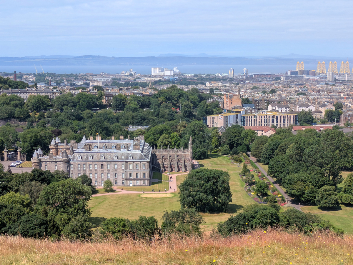 hiking in Edinburgh