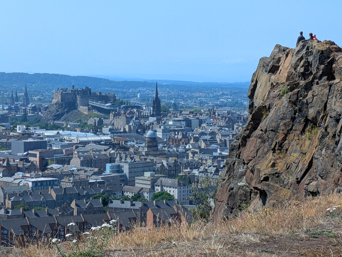 Salisbury Crags Edinburgh hike