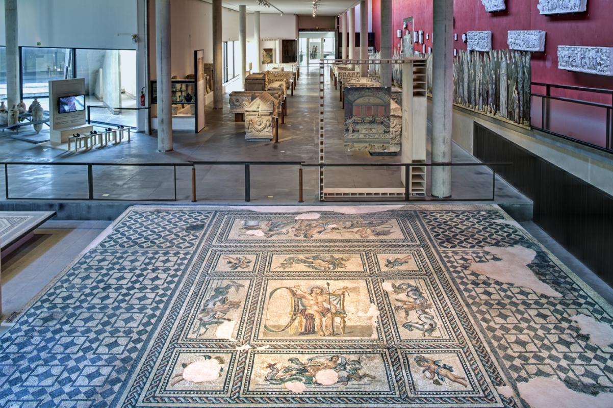 7 Things to See in Arles