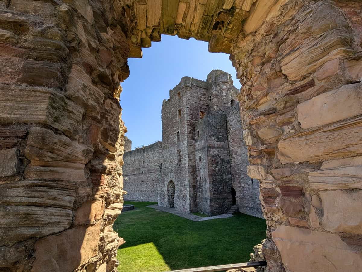 tantallon castle north Berwick